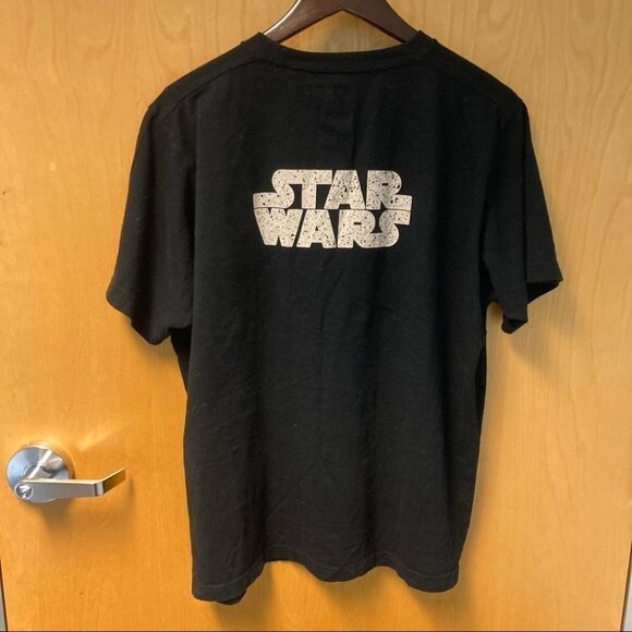 UNIQLO Sz L Star Wars Collab UT Graphic T-Shirt - Picture 6 of 6